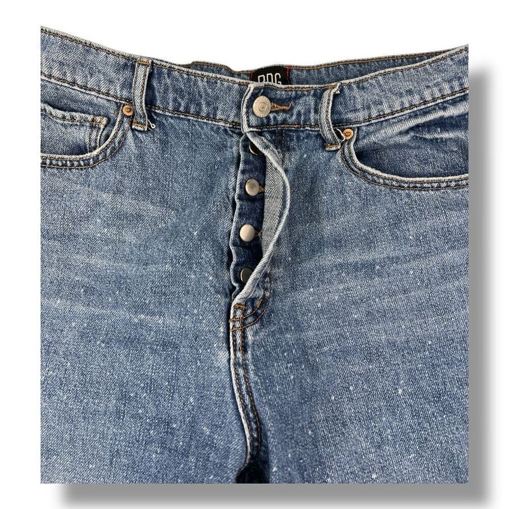 BDG Slim Straight Cut Off Button Fly Jean Shorts Size 31 - Picture 2 of 6